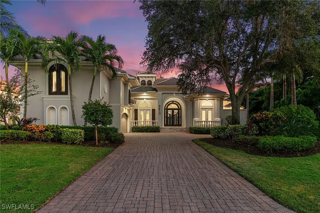 Estero FL, 9410 Lakebend Preserve Court