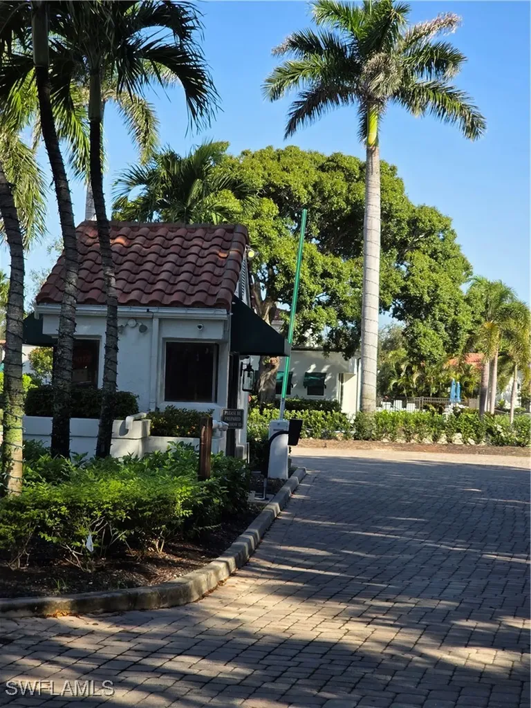 613 Beachwalk Circle Naples FL 34108