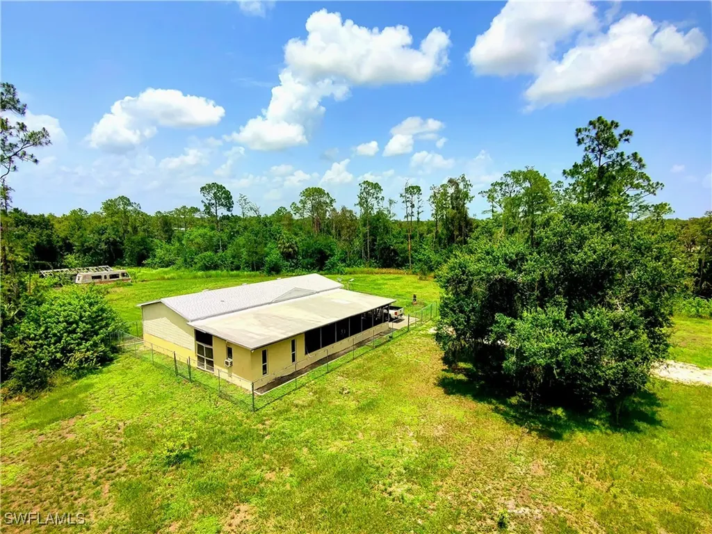 330 F Road Labelle FL 33935