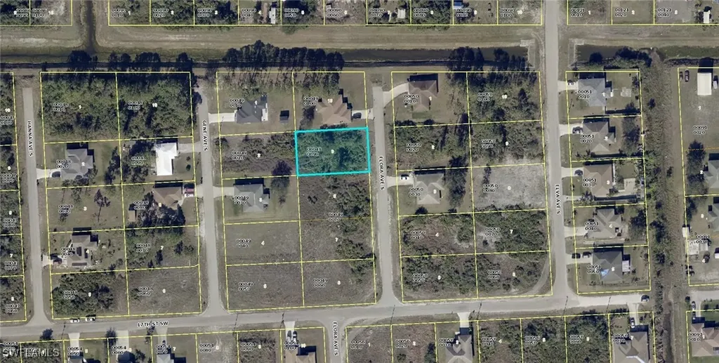 1602 Flora Avenue S Lehigh Acres FL 33976