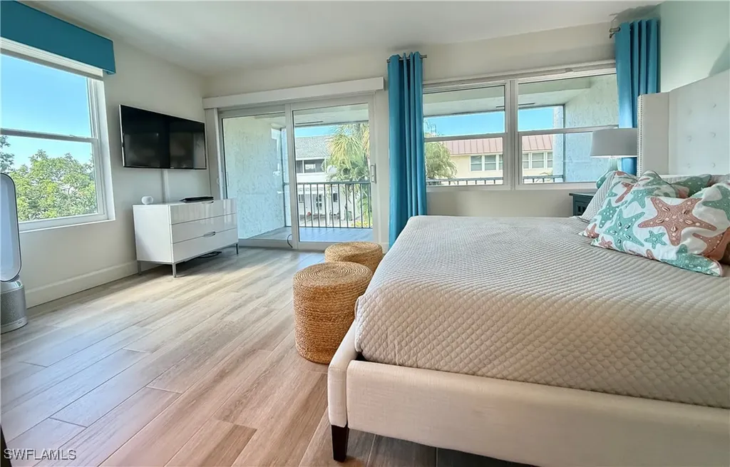 800 River Point Drive Naples FL 34102