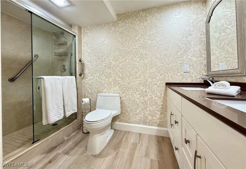 800 River Point Drive Naples FL 34102