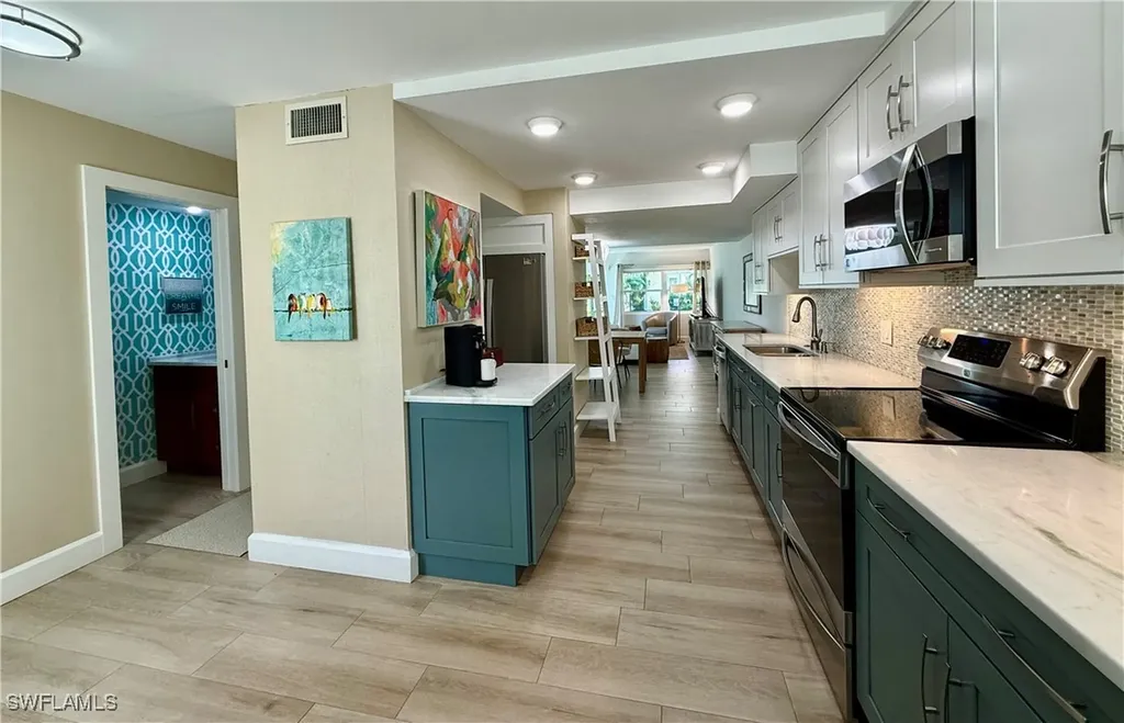 800 River Point Drive Naples FL 34102