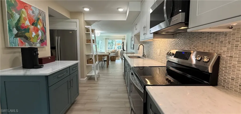 800 River Point Drive Naples FL 34102