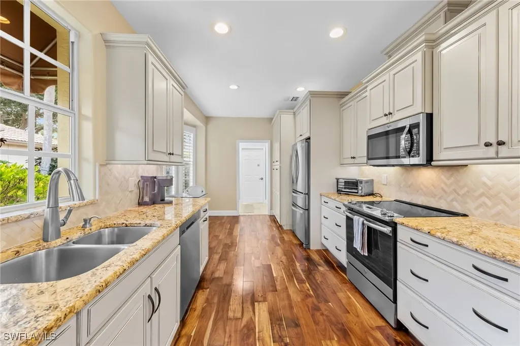 13541 Southampton Drive Bonita Springs FL 34135