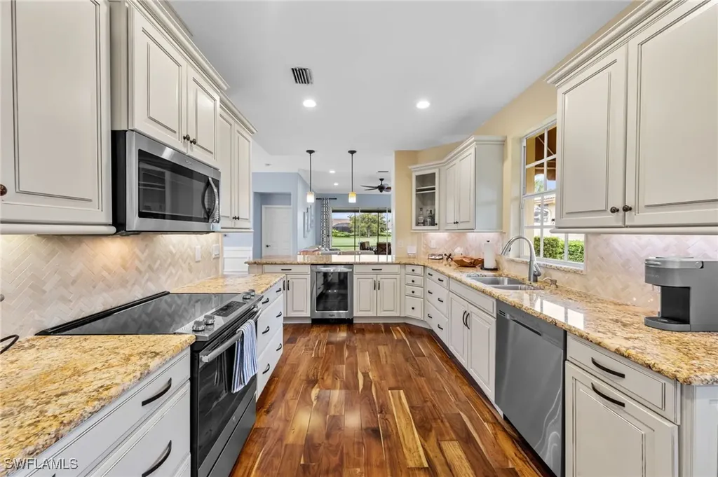 13541 Southampton Drive Bonita Springs FL 34135