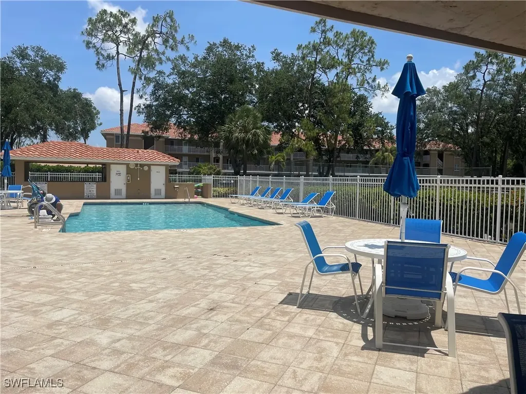 5985 Bloomfield Circle Naples FL 34112
