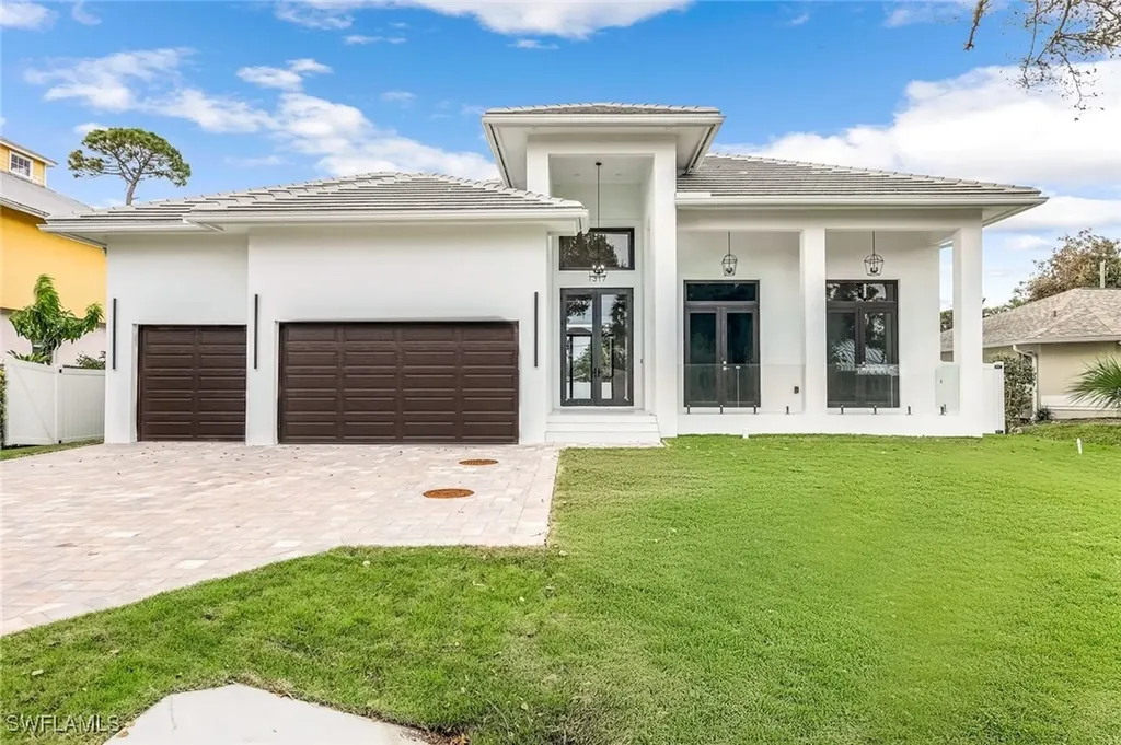 1317 Cypress Woods Drive Naples FL 34103