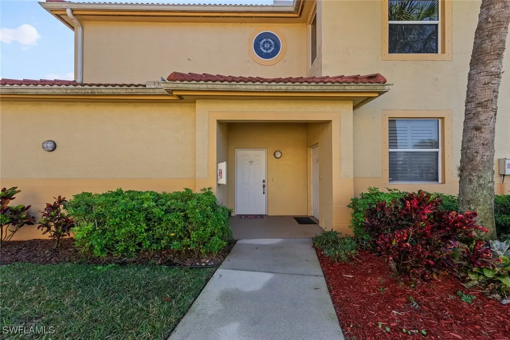 4306 Bellasol Circle Fort Myers FL 33916