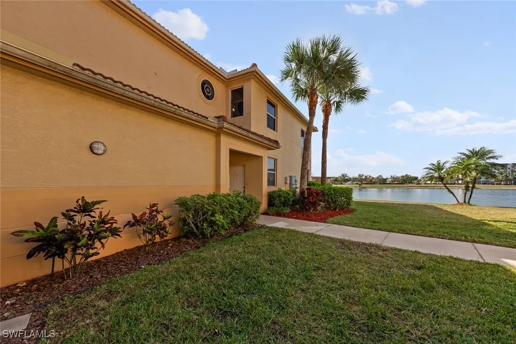 4306 Bellasol Circle Fort Myers FL 33916