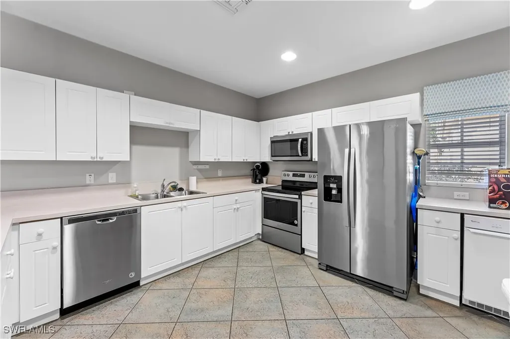 4306 Bellasol Circle Fort Myers FL 33916