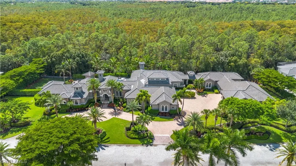 4517 Brynwood Drive Naples FL 34119