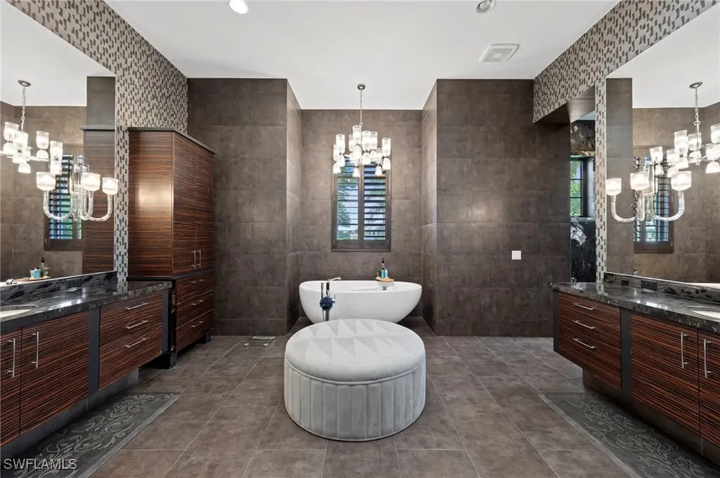 4517 Brynwood Drive Naples FL 34119