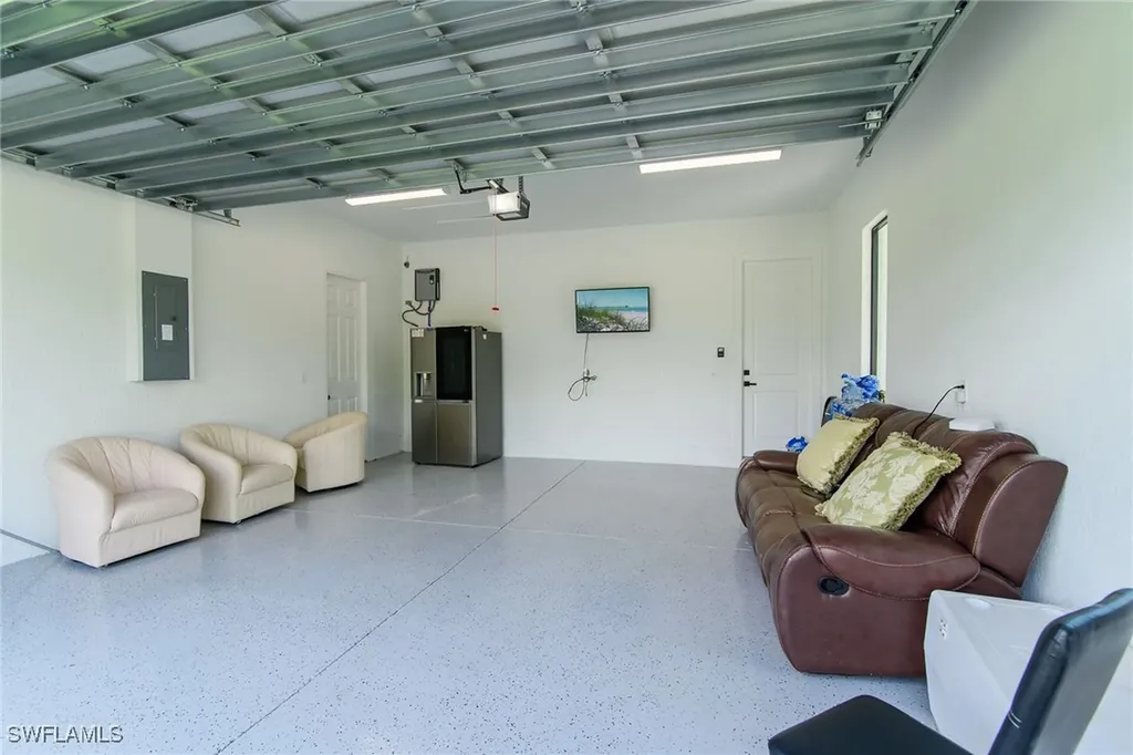 3348 27th Avenue NE Naples FL 34120