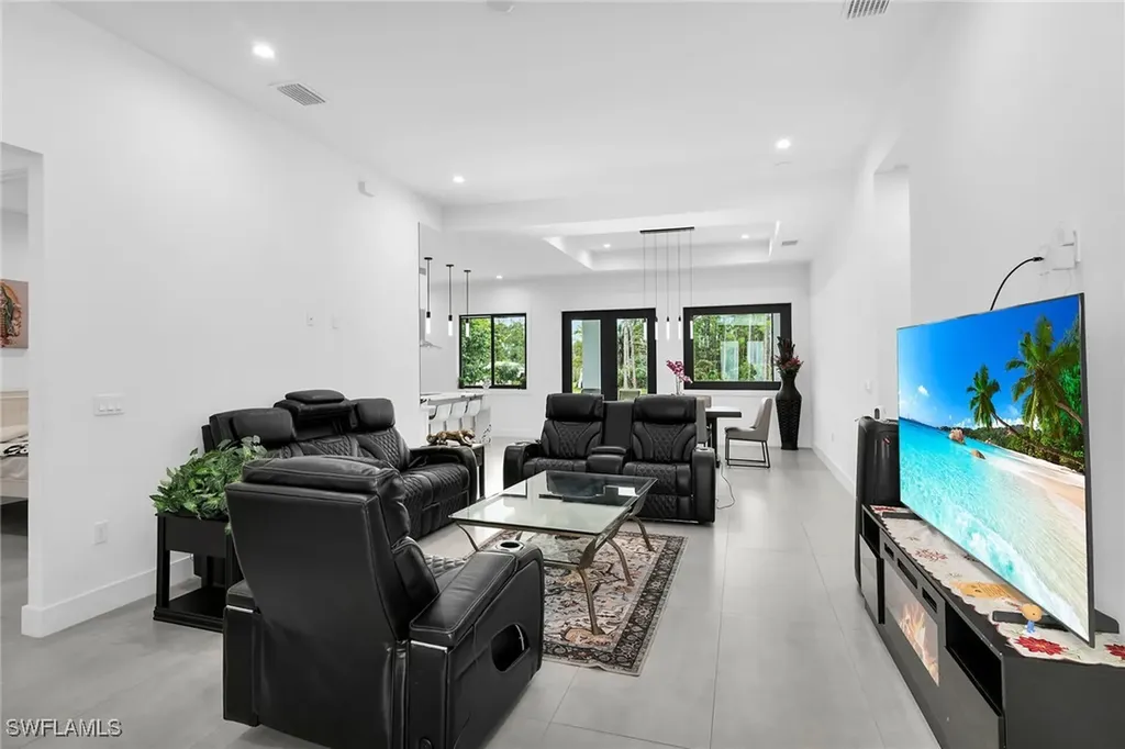 3348 27th Avenue NE Naples FL 34120