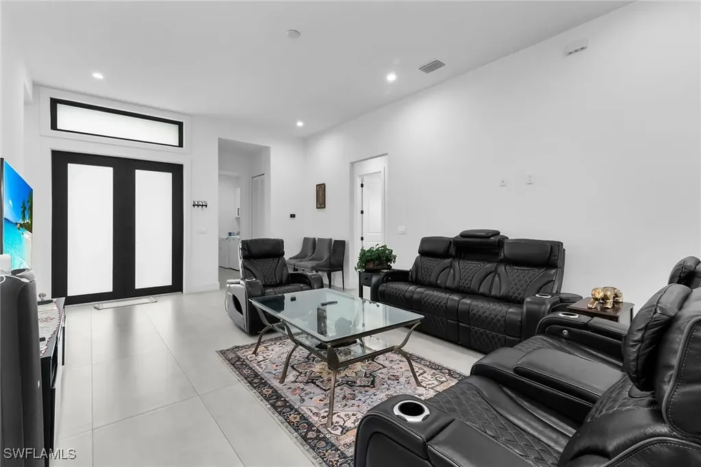 3348 27th Avenue NE Naples FL 34120