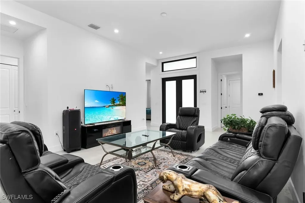 3348 27th Avenue NE Naples FL 34120