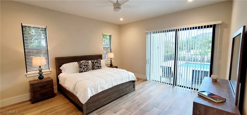 511 91st Avenue N Naples FL 34108