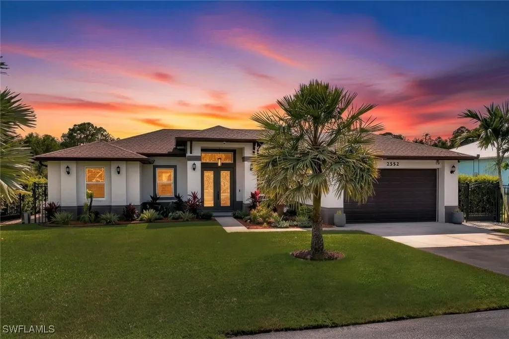 2552 52nd Avenue NE Naples FL 34120