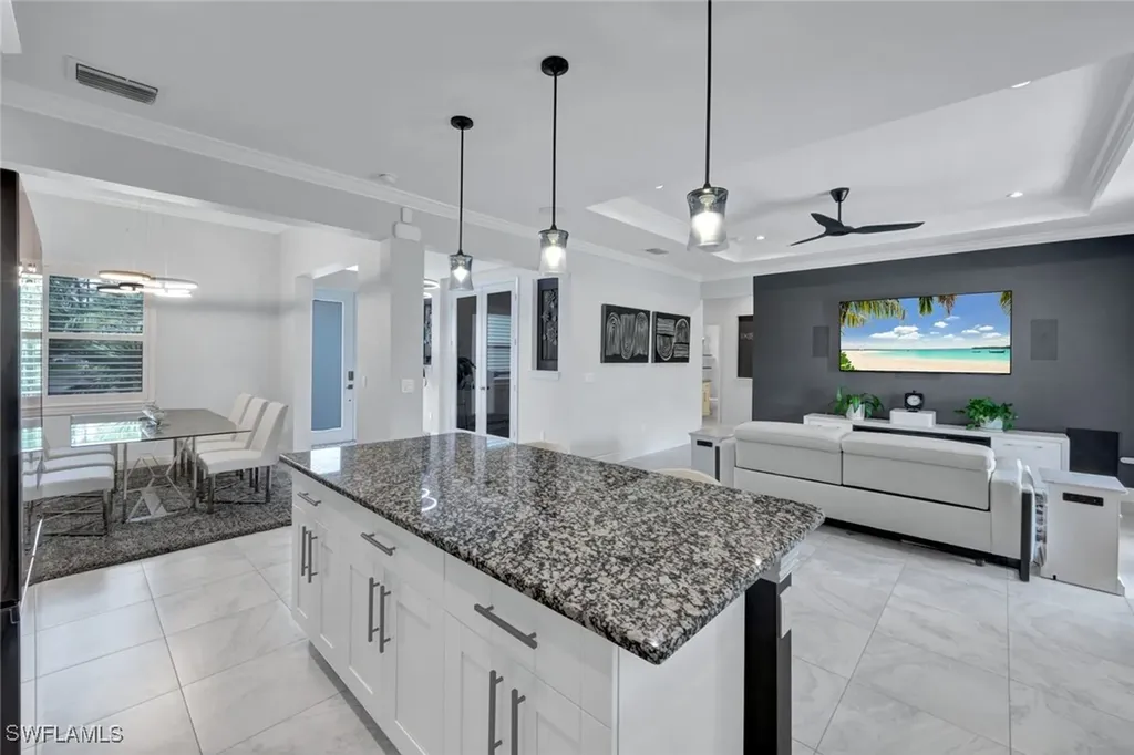 2552 52nd Avenue NE Naples FL 34120