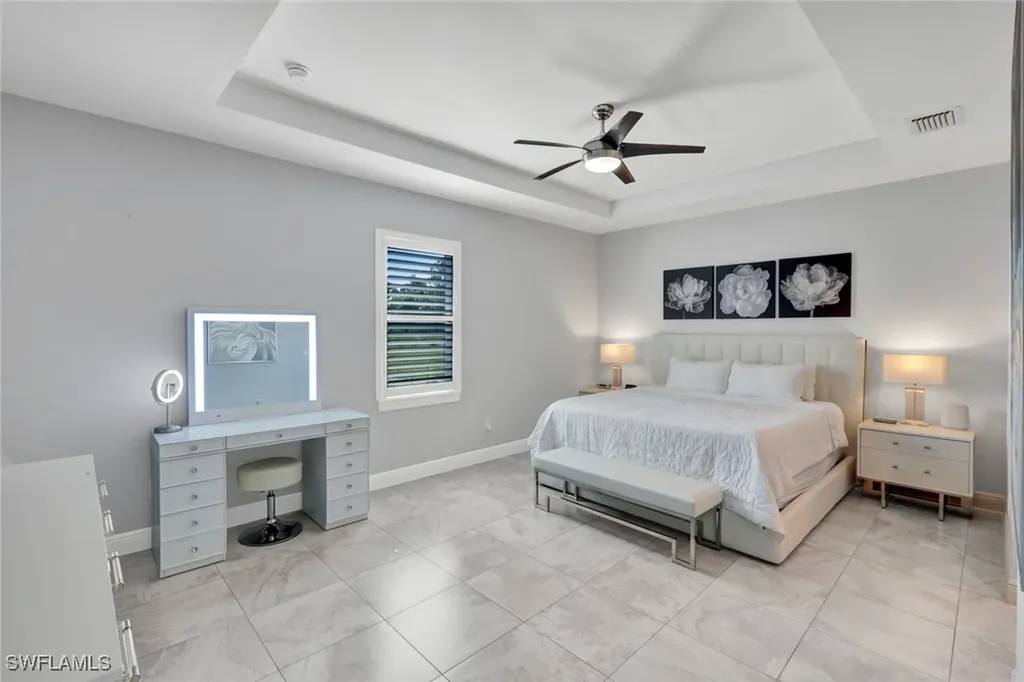 2552 52nd Avenue NE Naples FL 34120