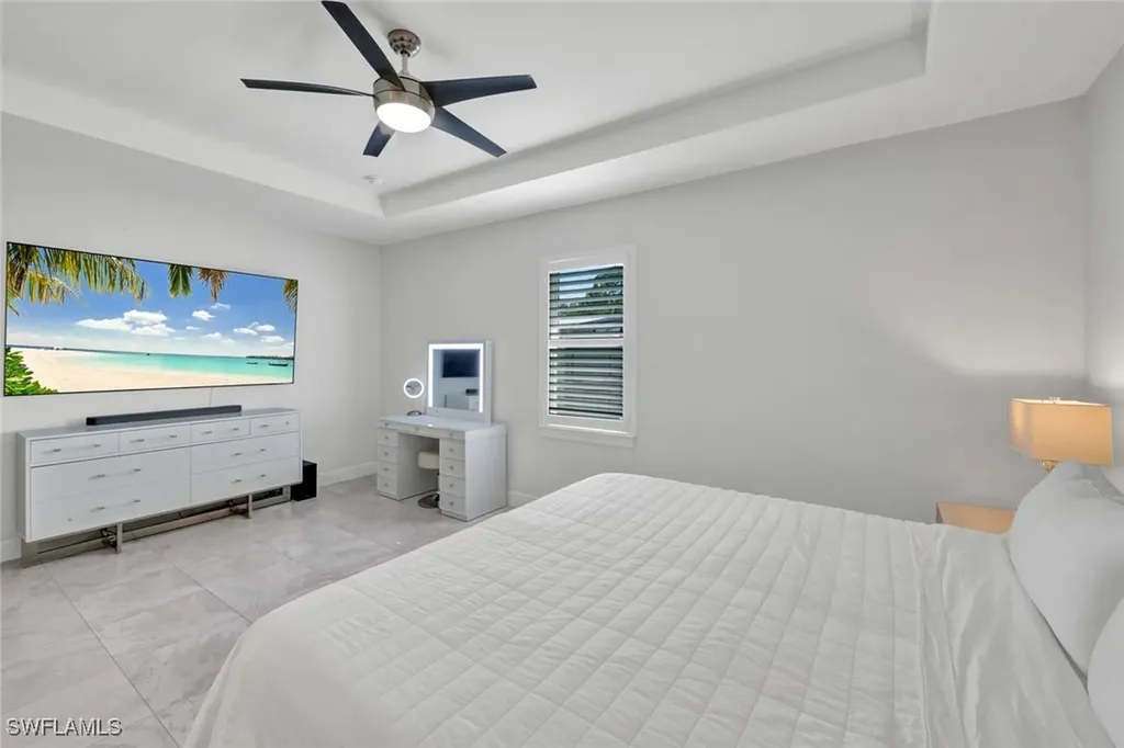 2552 52nd Avenue NE Naples FL 34120