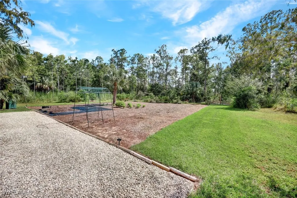 2552 52nd Avenue NE Naples FL 34120