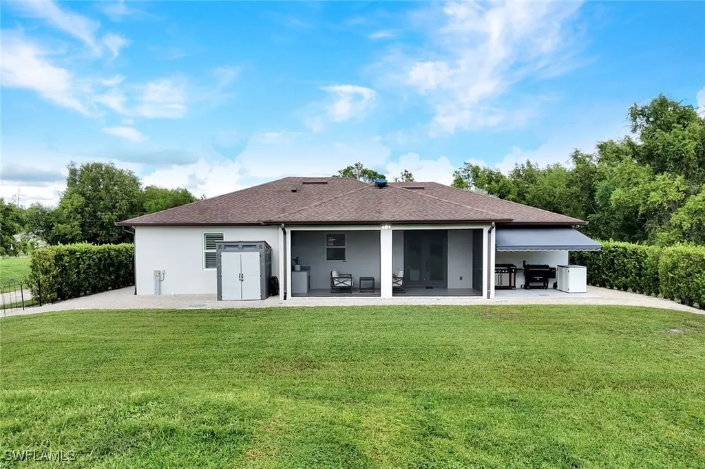 2552 52nd Avenue NE Naples FL 34120