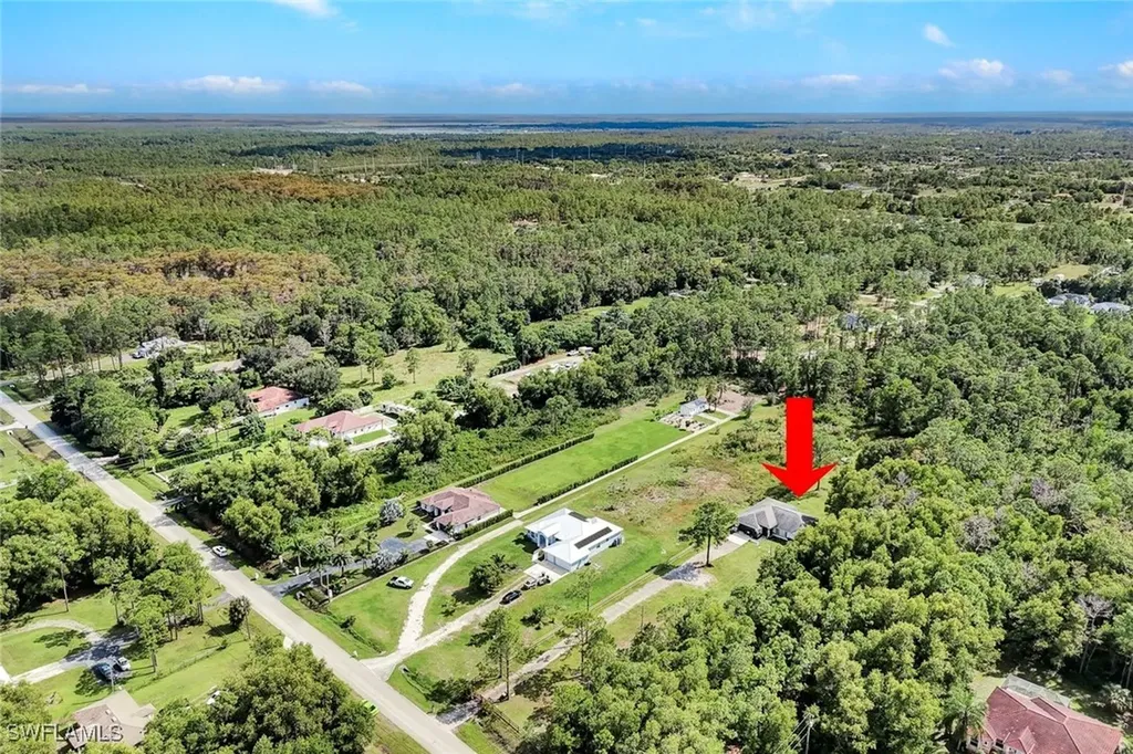 2552 52nd Avenue NE Naples FL 34120