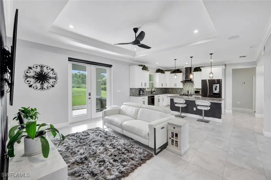 2552 52nd Avenue NE Naples FL 34120