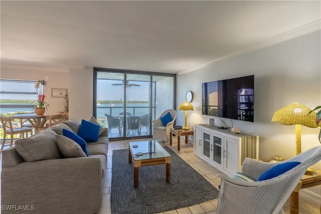 1085 Bald Eagle Drive Marco Island FL 34145