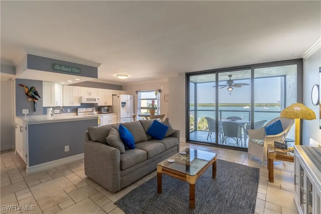1085 Bald Eagle Drive Marco Island FL 34145