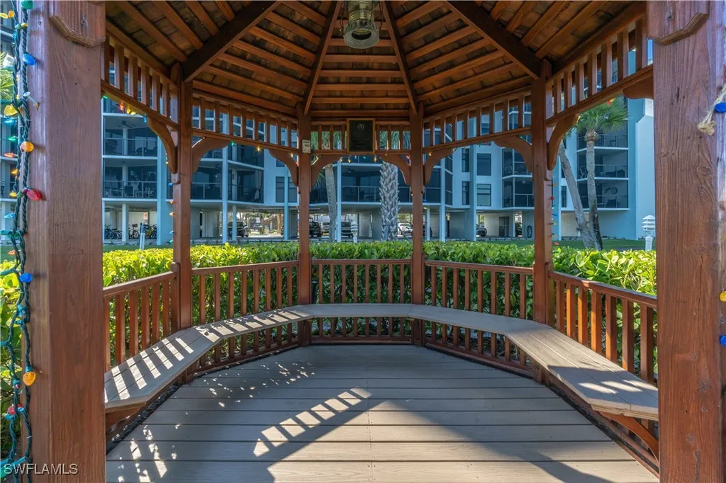 1085 Bald Eagle Drive Marco Island FL 34145