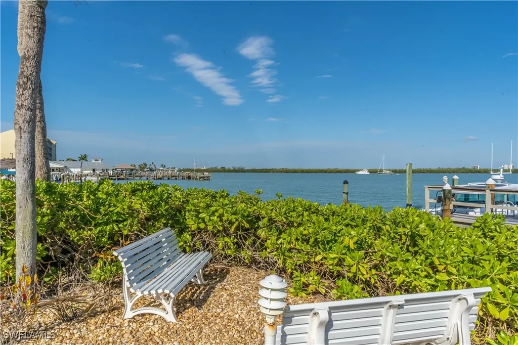 1085 Bald Eagle Drive Marco Island FL 34145