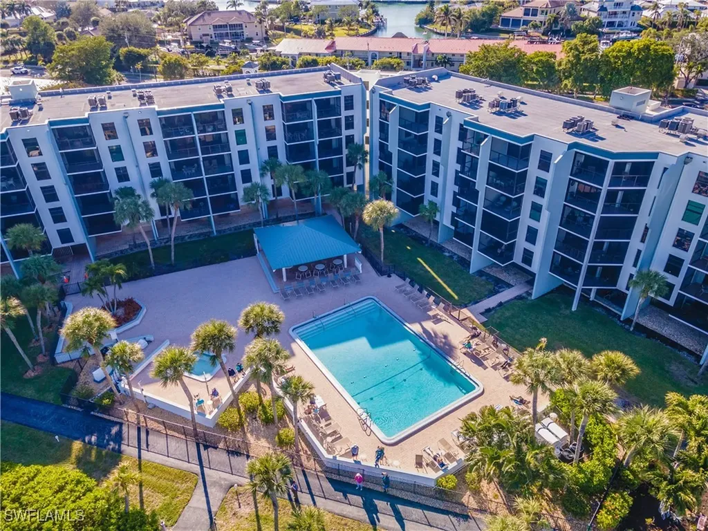 1085 Bald Eagle Drive Marco Island FL 34145