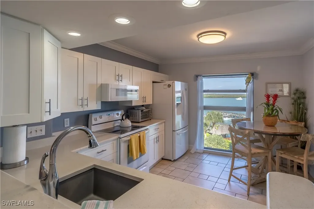 1085 Bald Eagle Drive Marco Island FL 34145