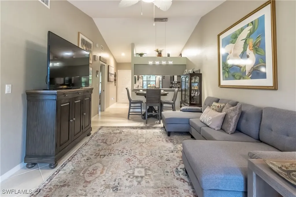 2069 Pine Isle Lane Naples FL 34112