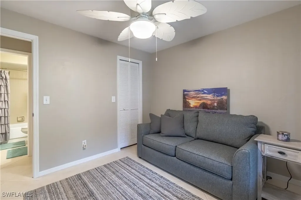 2069 Pine Isle Lane Naples FL 34112