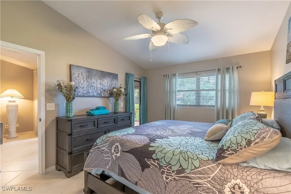 2069 Pine Isle Lane Naples FL 34112