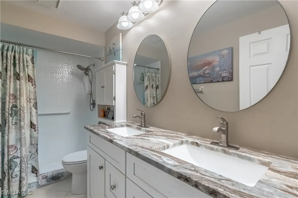 2069 Pine Isle Lane Naples FL 34112