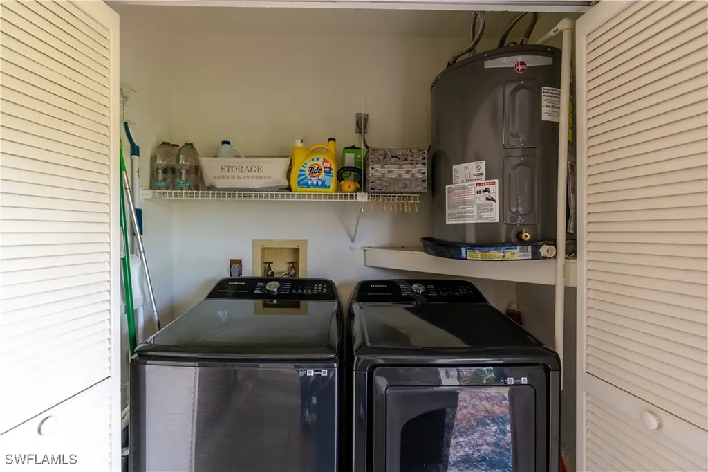 2069 Pine Isle Lane Naples FL 34112