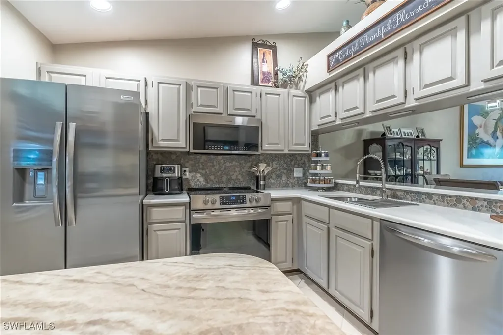 2069 Pine Isle Lane Naples FL 34112