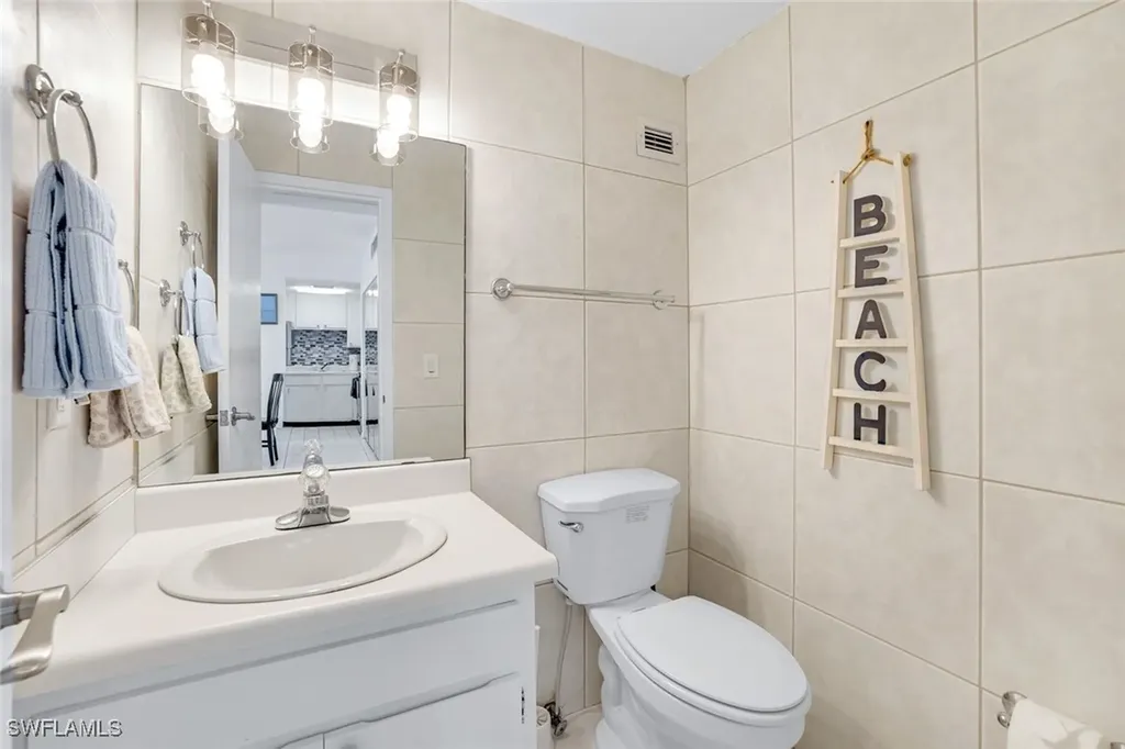 140 Seaview Court Marco Island FL 34145