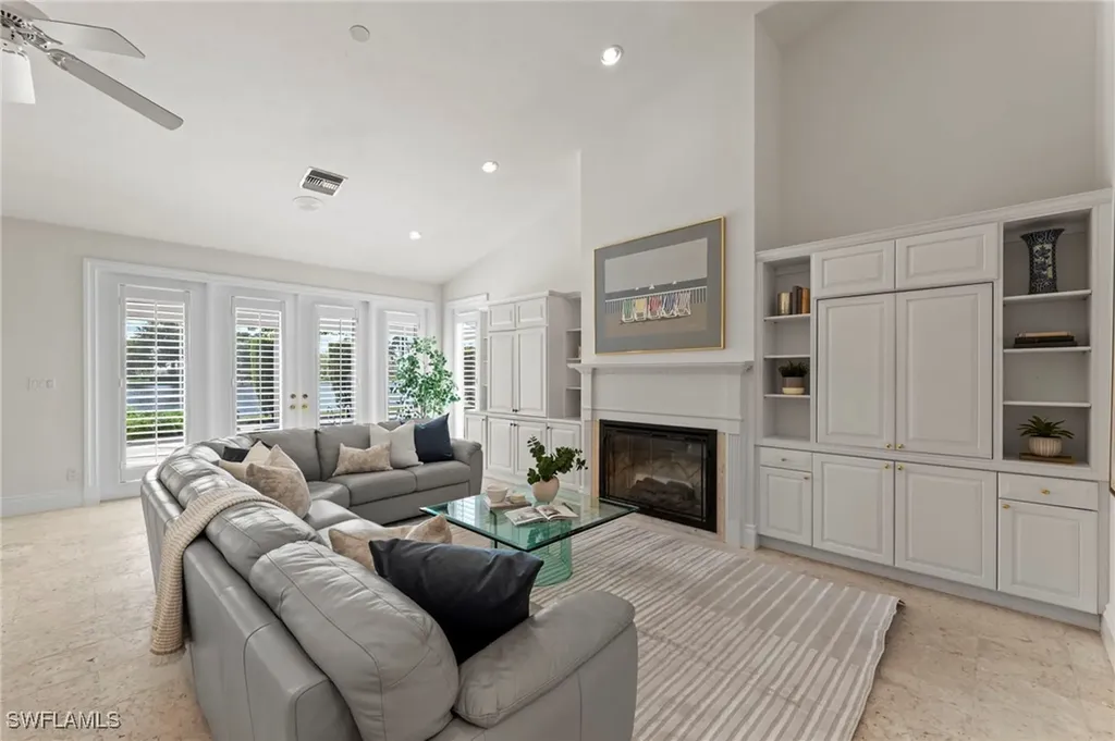 780 Brentwood Point Naples FL 34110