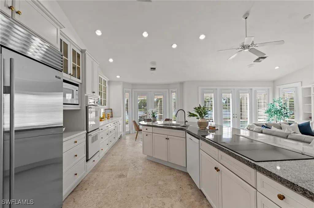 780 Brentwood Point Naples FL 34110