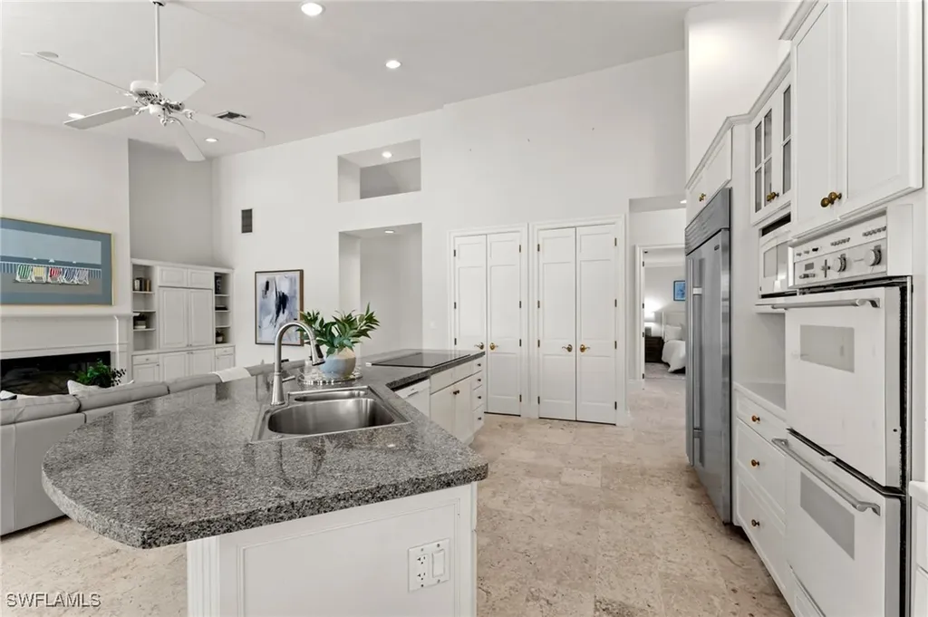 780 Brentwood Point Naples FL 34110