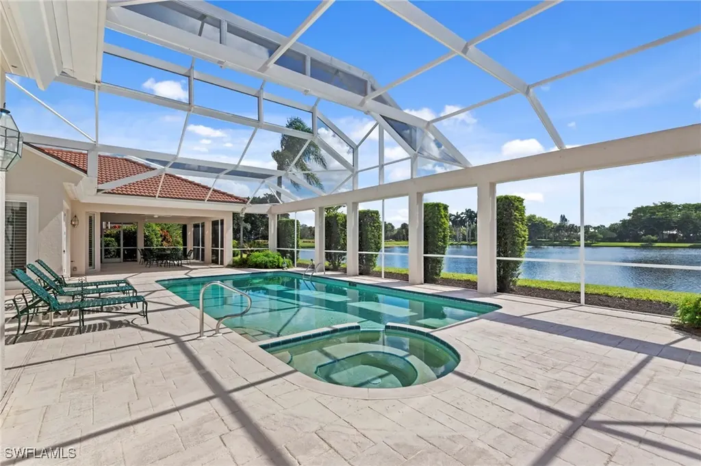 780 Brentwood Point Naples FL 34110