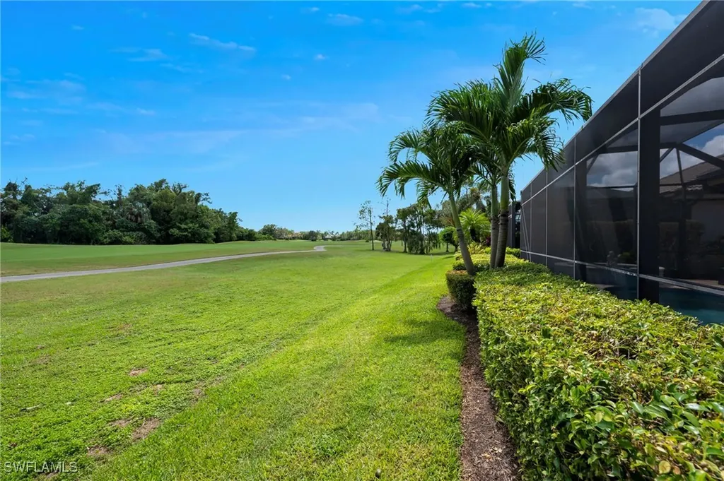 6076 Dogleg Drive Naples FL 34113