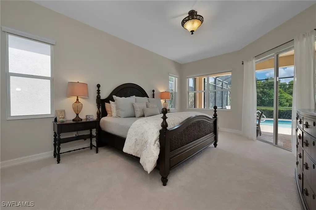 6076 Dogleg Drive Naples FL 34113