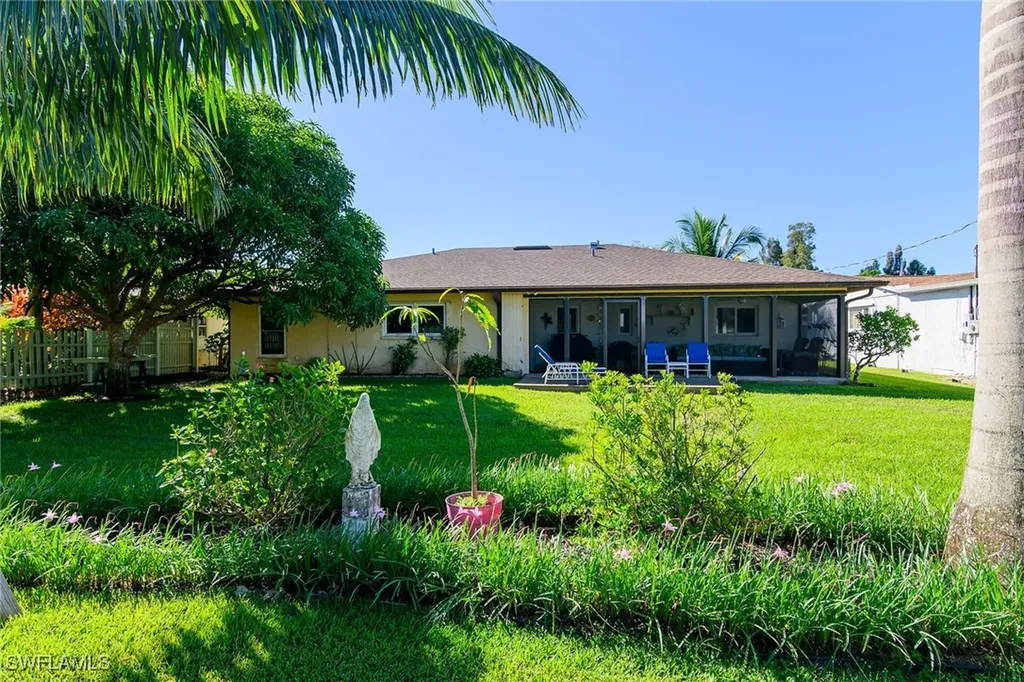 1337 Wisconsin Drive Naples FL 34103